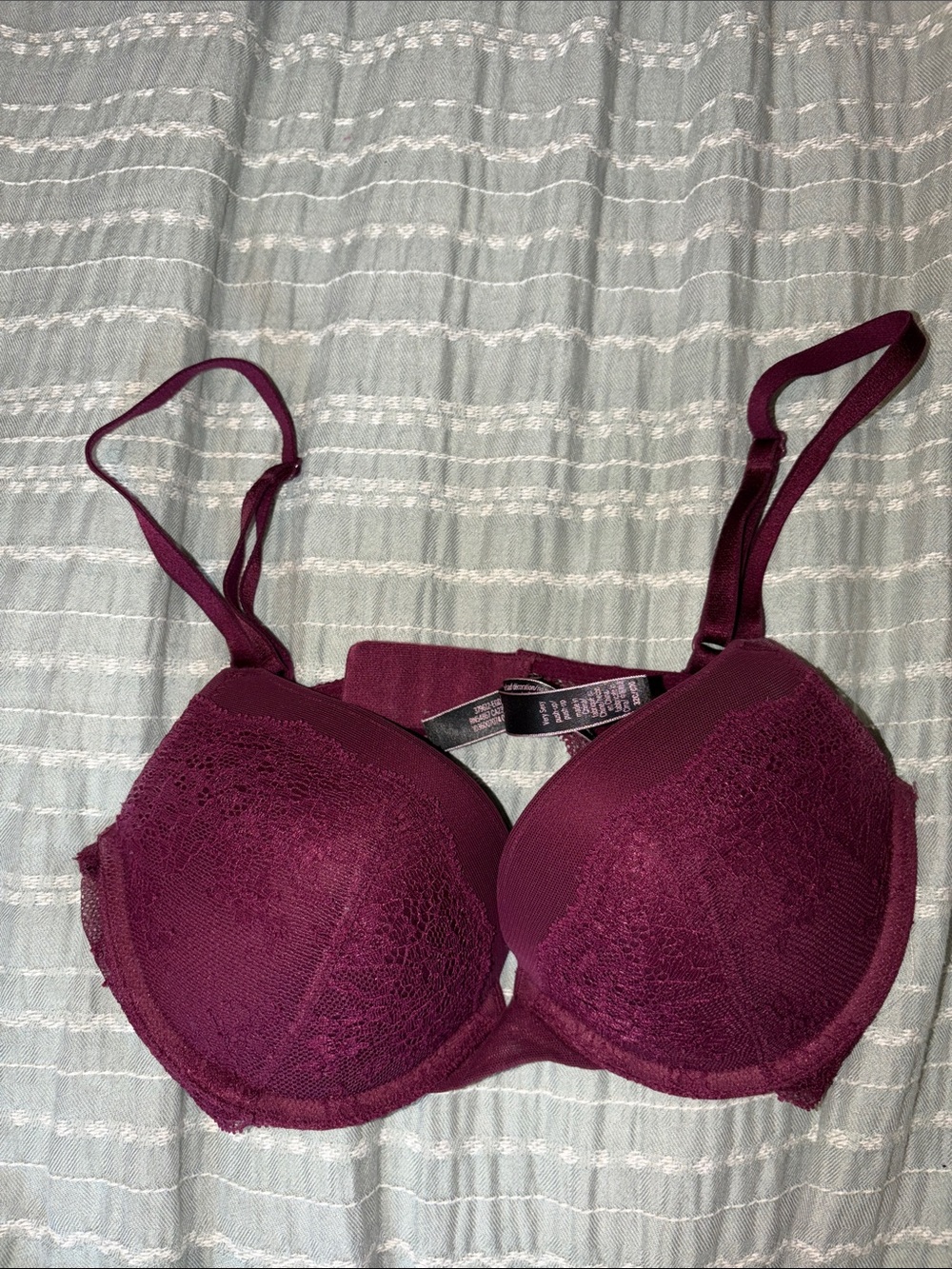 Victoria's Secret Plum Lace Push-Up Bra